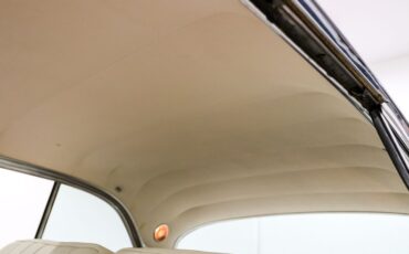 Chrysler-New-yorker-1955-Coral-White-20