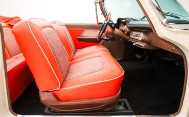 Chrysler-New-yorker-1957-Cloud-White-Ghaugin-Red-10