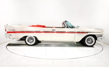 Chrysler-New-yorker-1957-Cloud-White-Ghaugin-Red-25