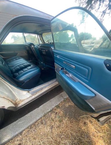Chrysler-New-yorker-1964-11