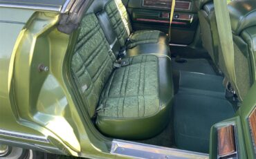 Chrysler-New-yorker-1973-Green-Green-14