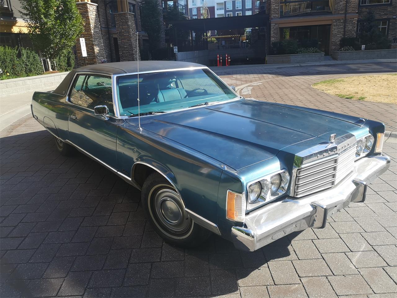 Chrysler-New-yorker-1974-Blue-Blue-1