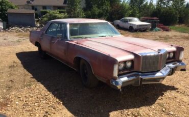 Chrysler-New-yorker-1977-Red-Red