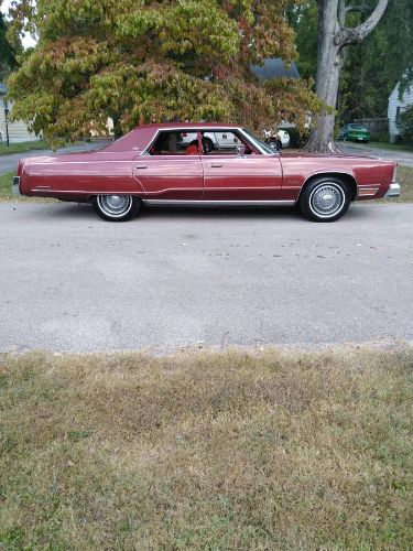 Chrysler-New-yorker-1978-Red-3