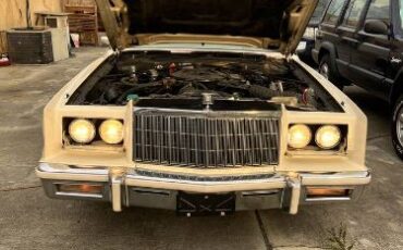 Chrysler-New-yorker-1979-7