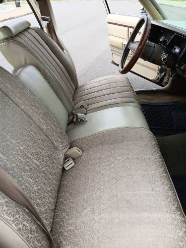 Chrysler-Newport-1976-15