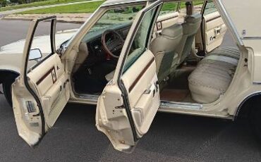 Chrysler-Newport-1976-20