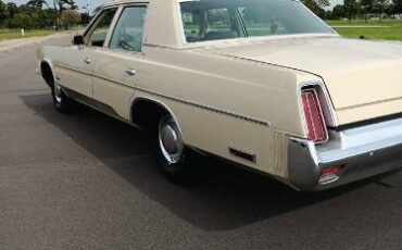 Chrysler-Newport-1976-21