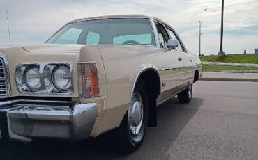 Chrysler-Newport-1976-8