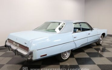 Chrysler-Newport-1977-Light-Blue-Blue-20