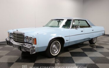 Chrysler-Newport-1977-Light-Blue-Blue-28