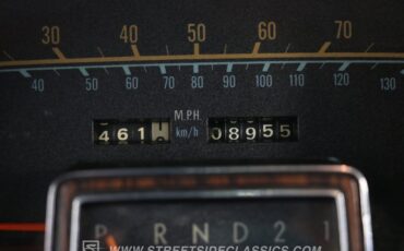 Chrysler-Newport-1977-Light-Blue-Blue-4
