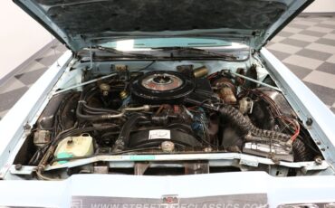 Chrysler-Newport-1977-Light-Blue-Blue-44