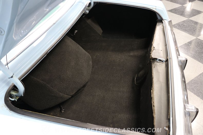Chrysler-Newport-1977-Light-Blue-Blue-5