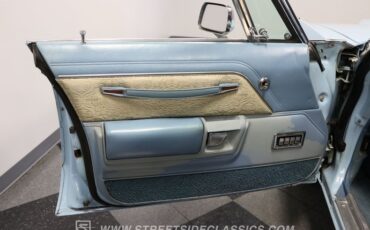 Chrysler-Newport-1977-Light-Blue-Blue-7