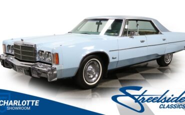 Chrysler-Newport-1977-Light-Blue-Blue-8