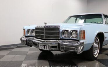 Chrysler-Newport-1977-Light-Blue-Blue-9