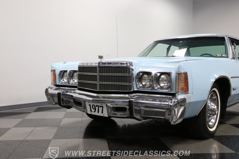 Chrysler-Newport-1977-Light-Blue-Blue-9