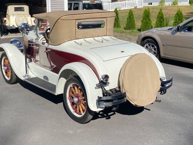 Chrysler-Other-1926-White-18