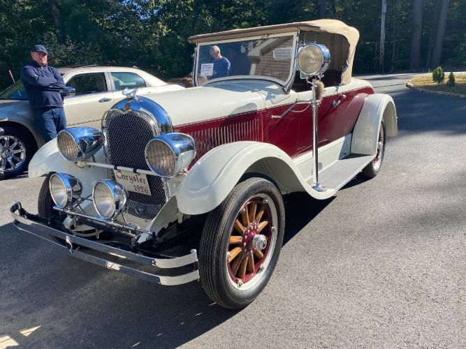 Chrysler-Other-1926-White-3
