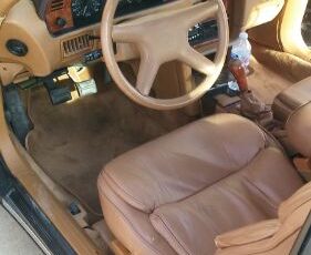 Chrysler-Other-1989-Burgundy-Tan-28