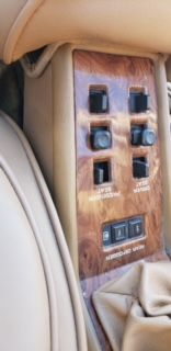Chrysler-Other-1989-Burgundy-Tan-30