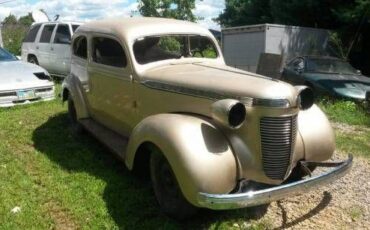 Chrysler-Royal-1937-1