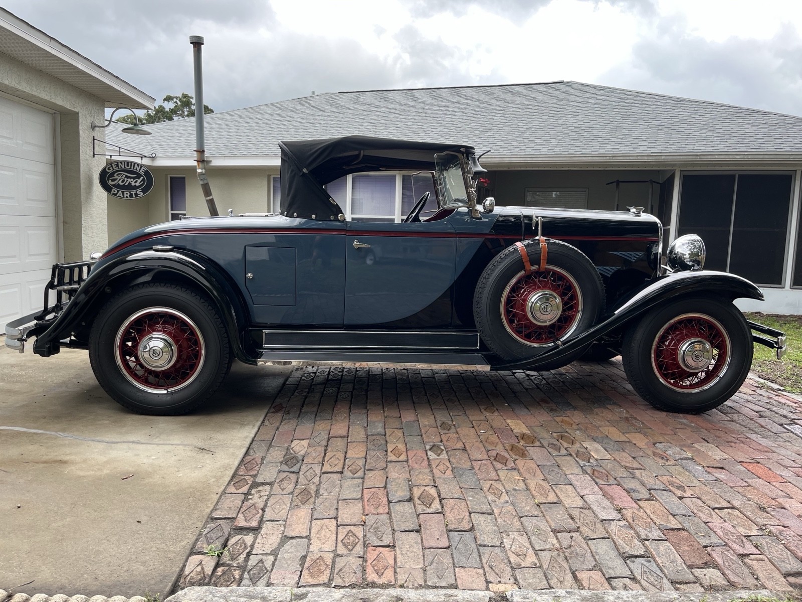 Chrysler-Series-77-1930-Convertible-2