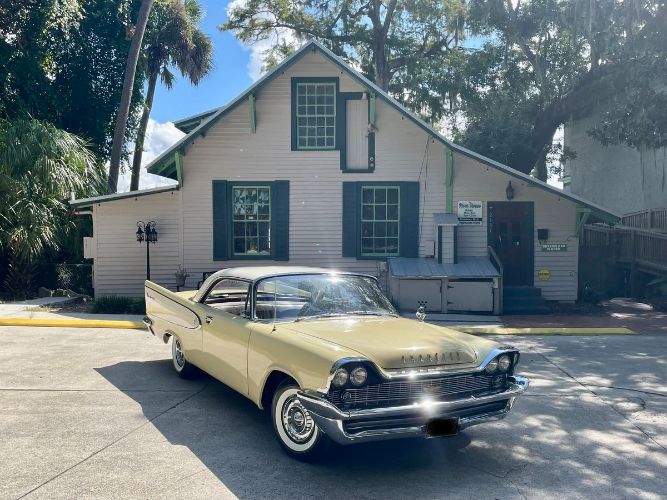 Chrysler-Windsor-1958-Bamboo-YellowErmine-Tan-6