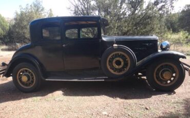 Chrysler-coupe-series-77-1930-black-2