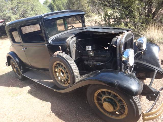 Chrysler-crown-coupe-series-77-1930-black-12