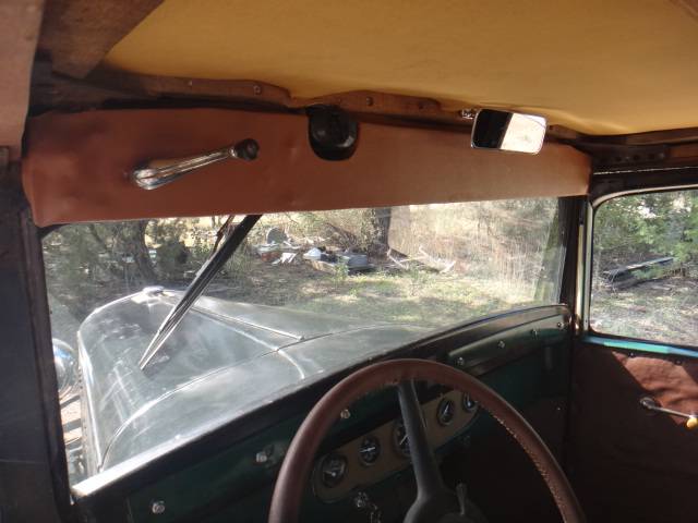 Chrysler-crown-coupe-series-77-1930-black-18