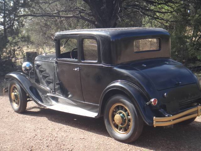 Chrysler-crown-coupe-series-77-1930-black-20