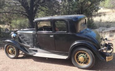 Chrysler-crown-coupe-series-77-1930-black-5