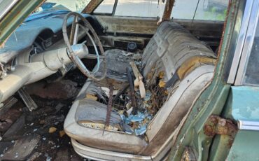 Chrysler-new-yorker-1965-green-5