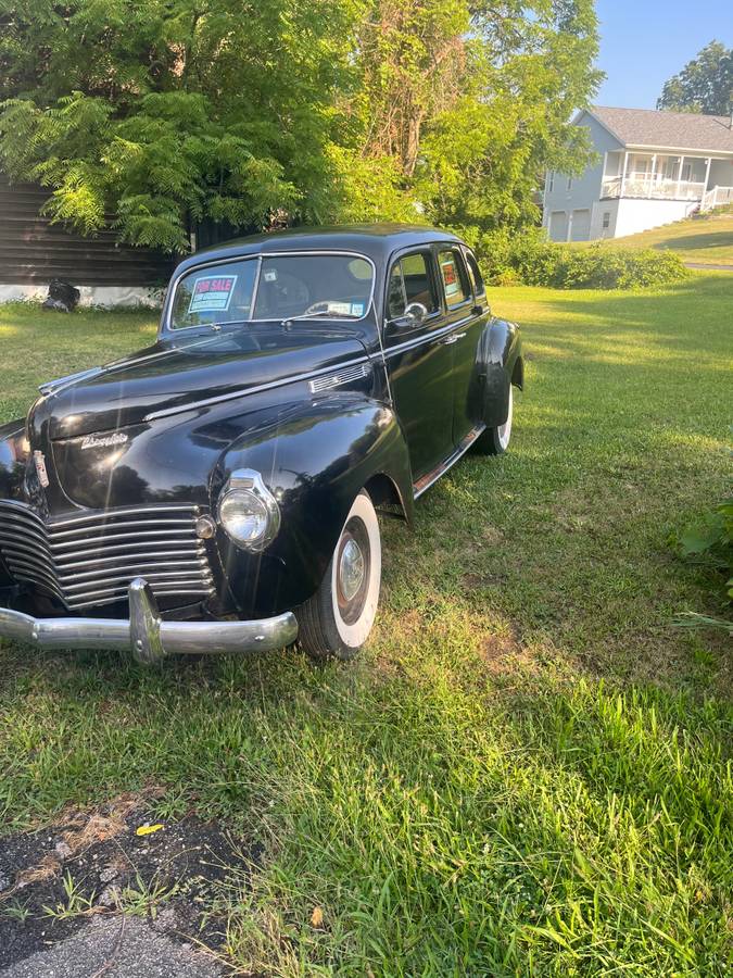 Chrysler-royal-1940-black-1