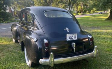 Chrysler-royal-1940-black-2