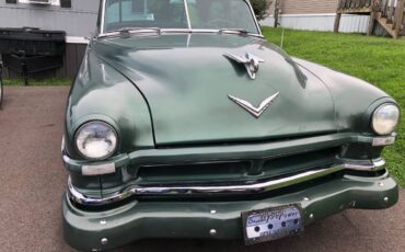 Chrysler-saratoga-1952-green-3