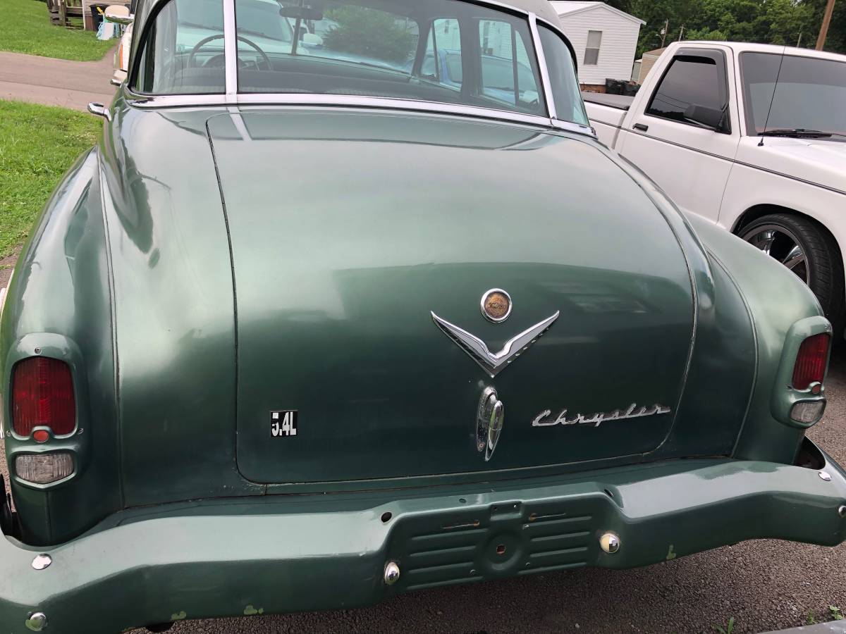 Chrysler-saratoga-1952-green-4