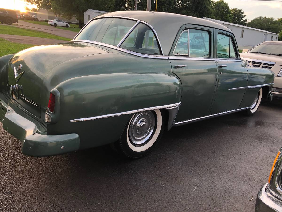Chrysler-saratoga-1952-green-8