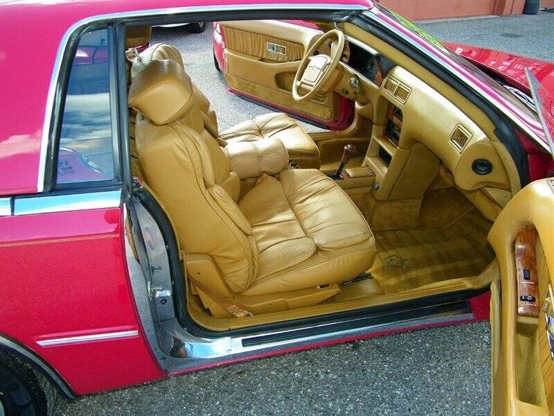 Chrysler-tc-1991-red-12