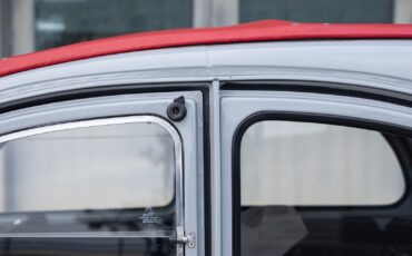 Citroen-2CV-1985-Convertible-35
