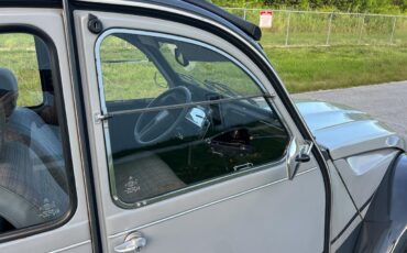 Citroen-2CV-1985-coupe-10