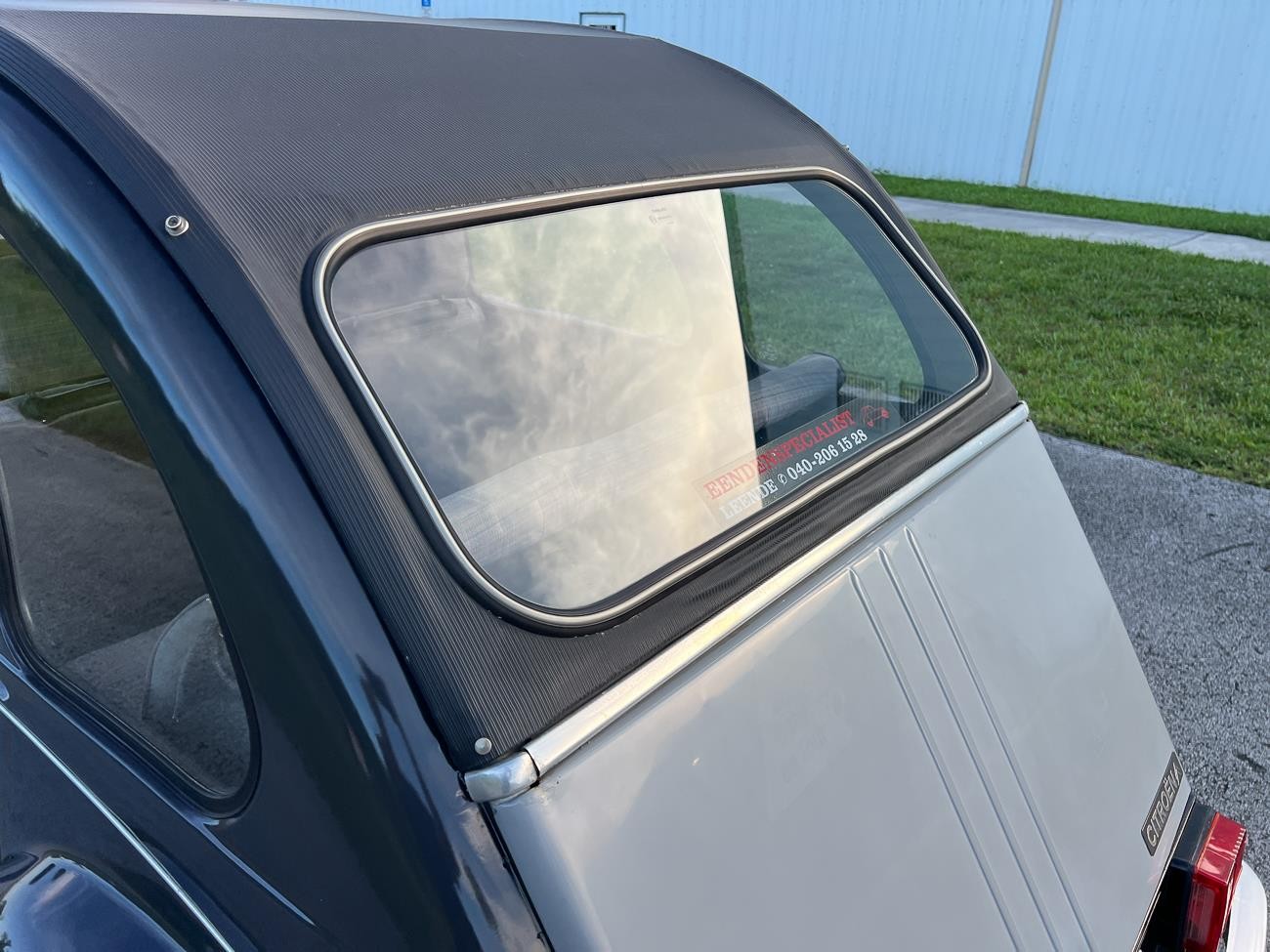 Citroen-2CV-1985-coupe-26