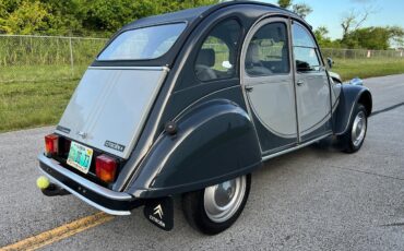 Citroen-2CV-1985-coupe-9