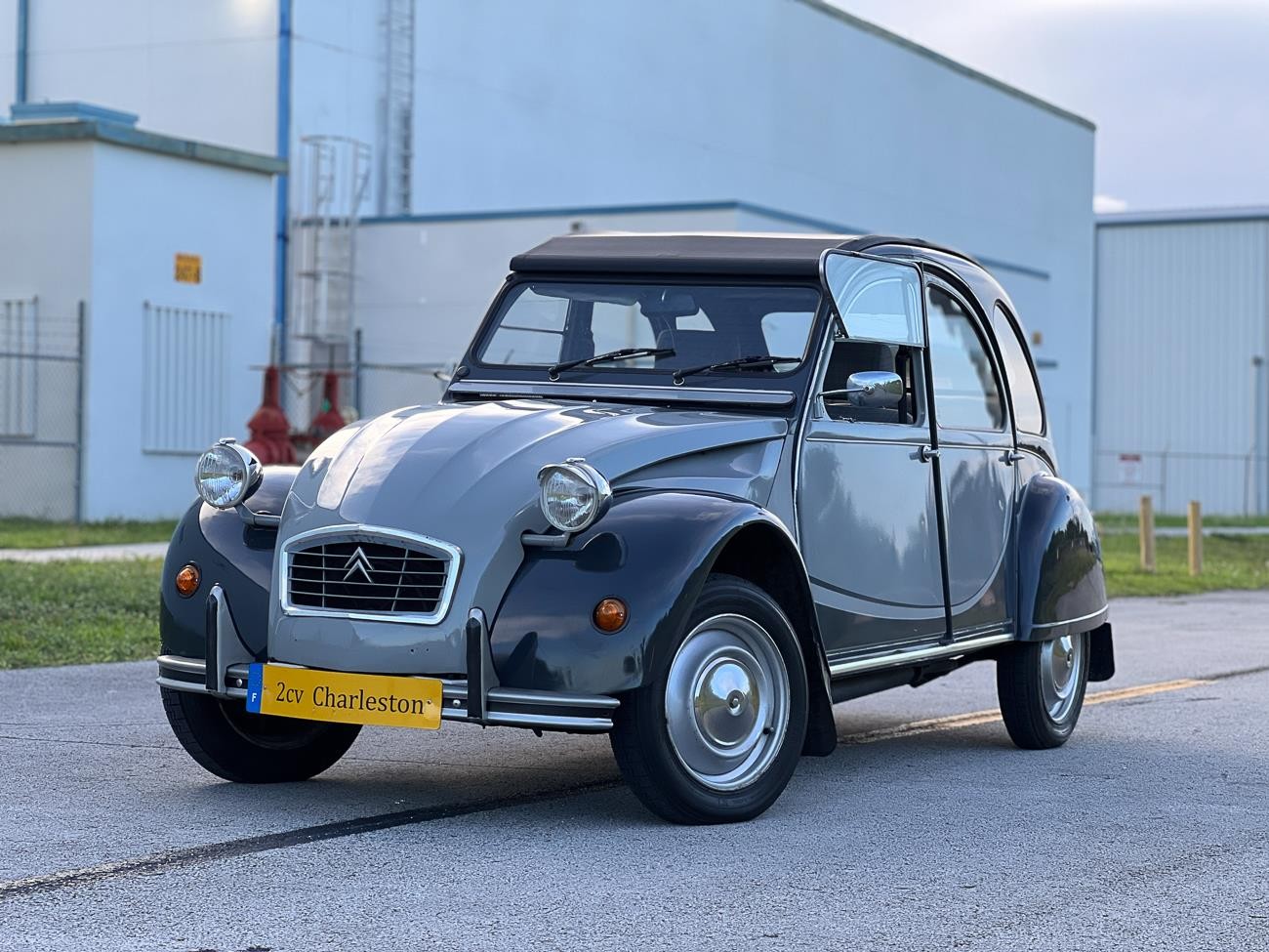 Citroen-2CV-1985-coupe