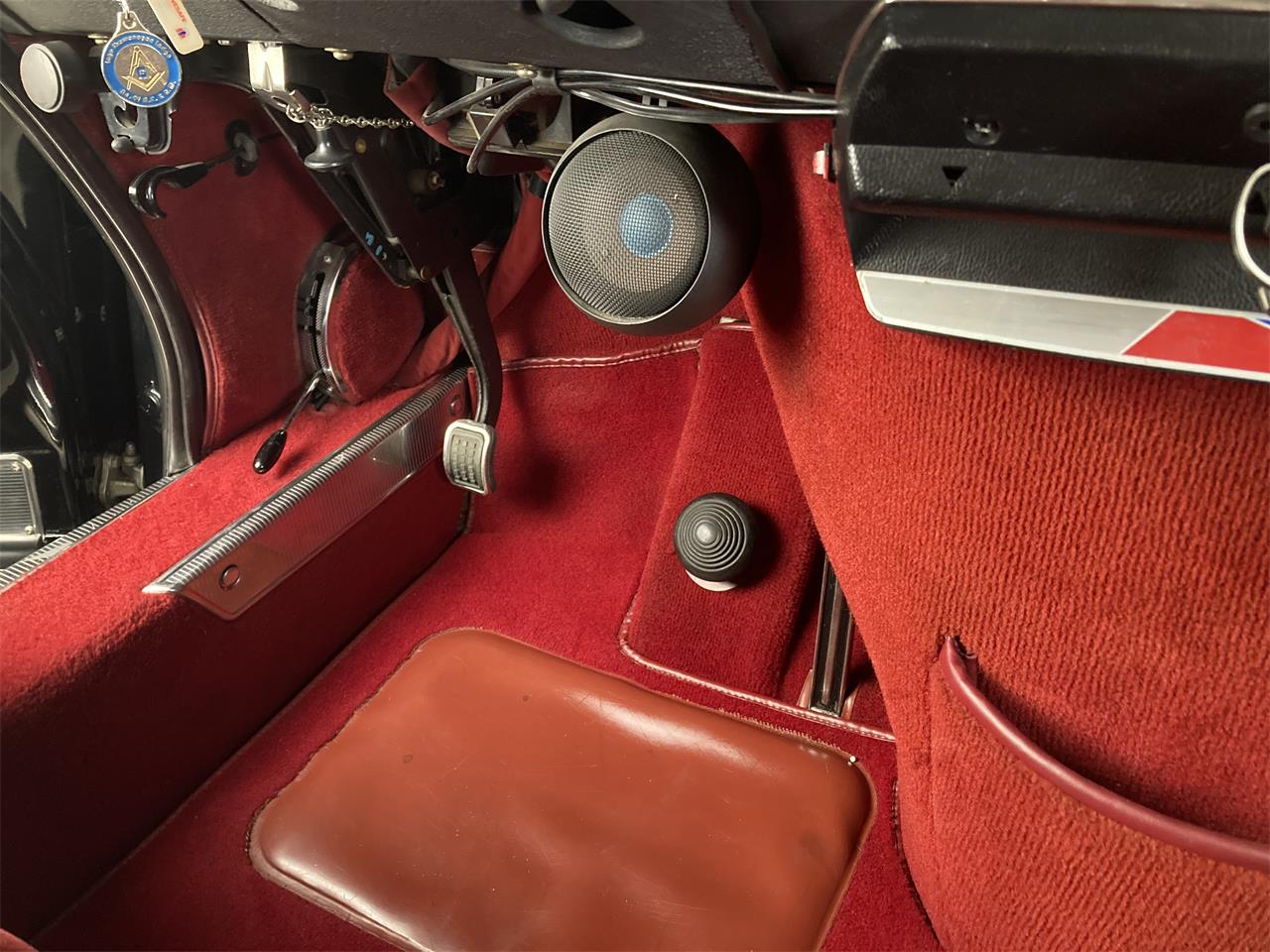 Citroen-Ds21-pallas-1971-Black-Burgundy-37