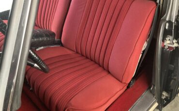 Citroen-Ds21-pallas-1971-Black-Burgundy-40