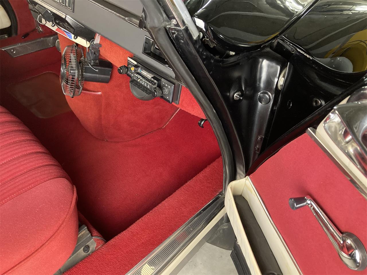 Citroen-Ds21-pallas-1971-Black-Burgundy-42