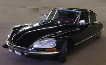Citroen-Ds21-pallas-1971-Black-Burgundy-92